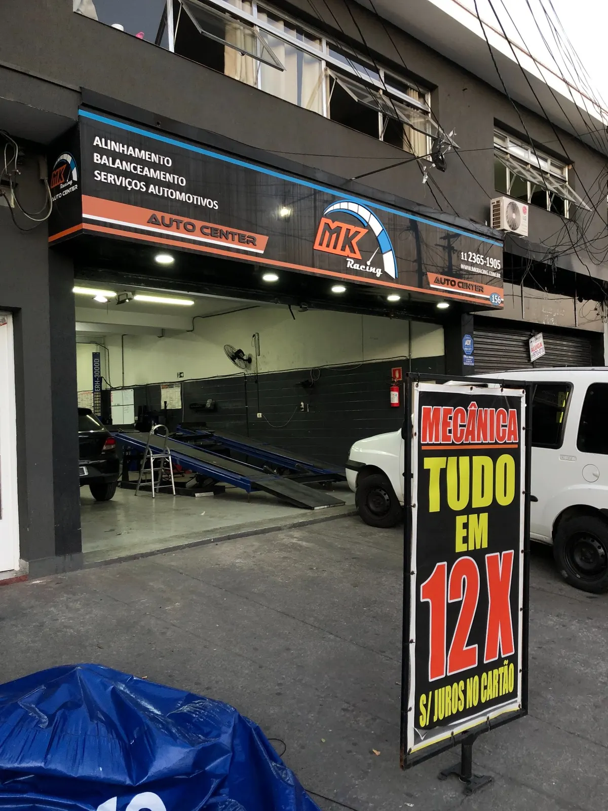 Entrada da oficina MK Racing
